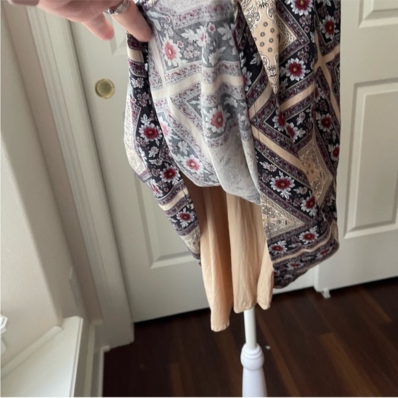 Xhiliration Bandanna Print Halter Neck Dress Lace Trim Floral Pullover A-Line - Picture 5 of 9